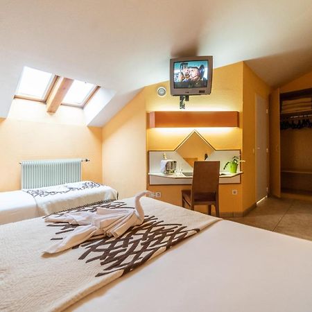 Hotel Les Terres LʼAldosa Kültér fotó
