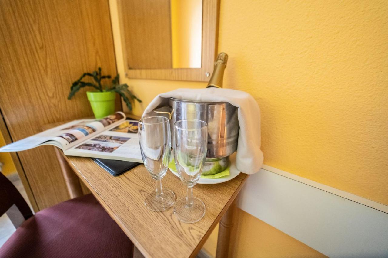 Hotel Les Terres LʼAldosa Kültér fotó