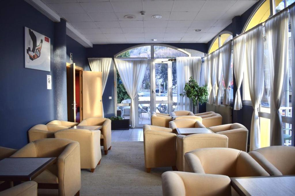 Hotel Les Terres LʼAldosa Kültér fotó