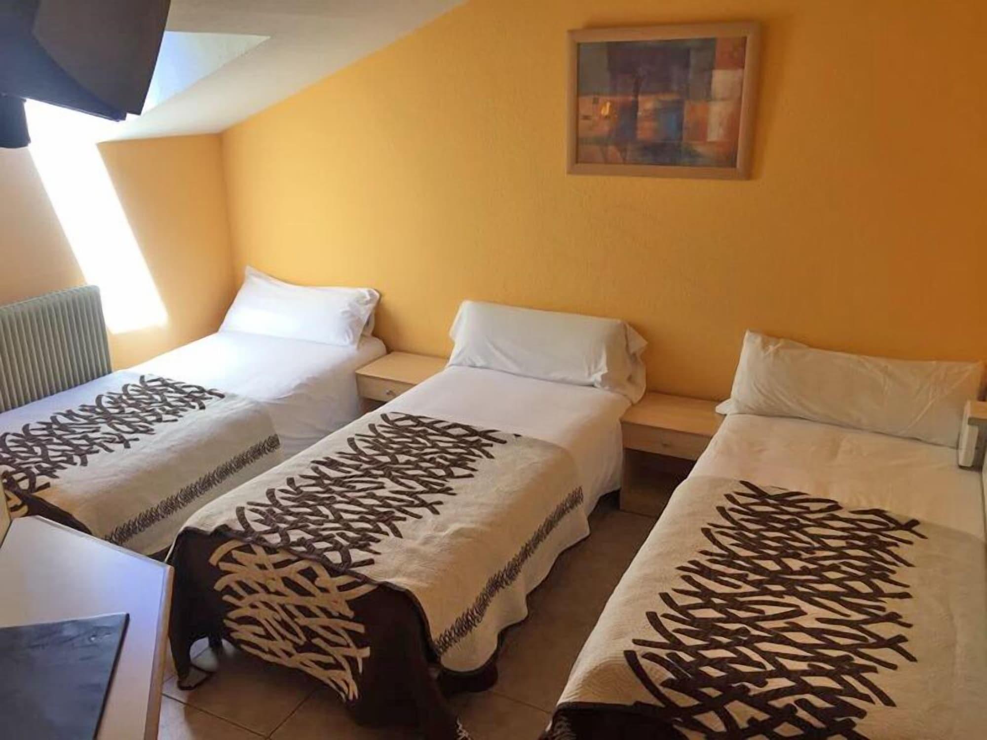 Hotel Les Terres LʼAldosa Kültér fotó