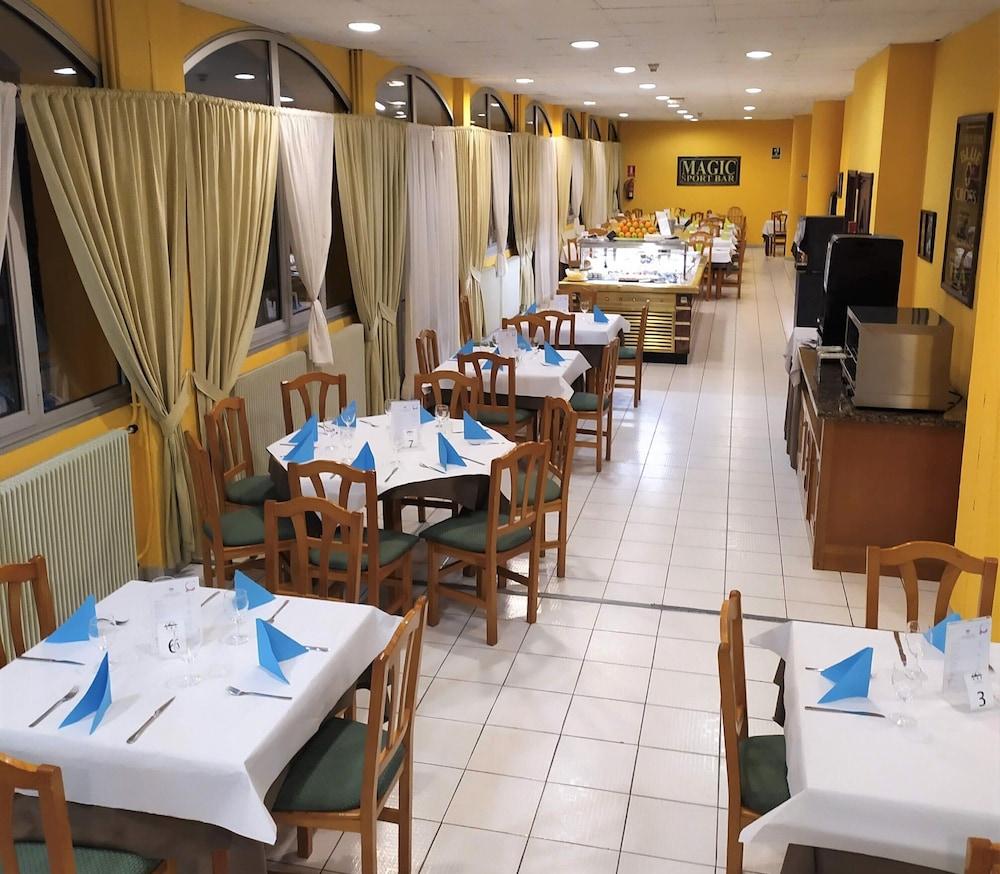 Hotel Les Terres LʼAldosa Kültér fotó