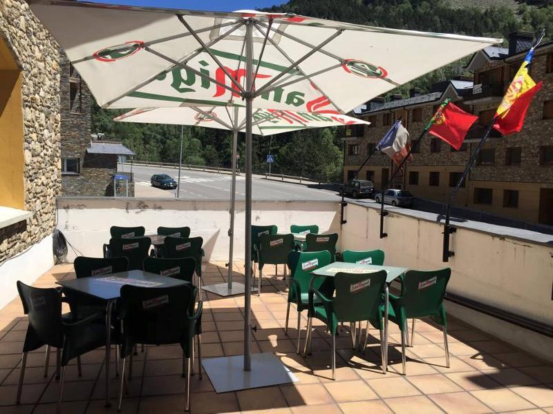 Hotel Les Terres LʼAldosa Kültér fotó