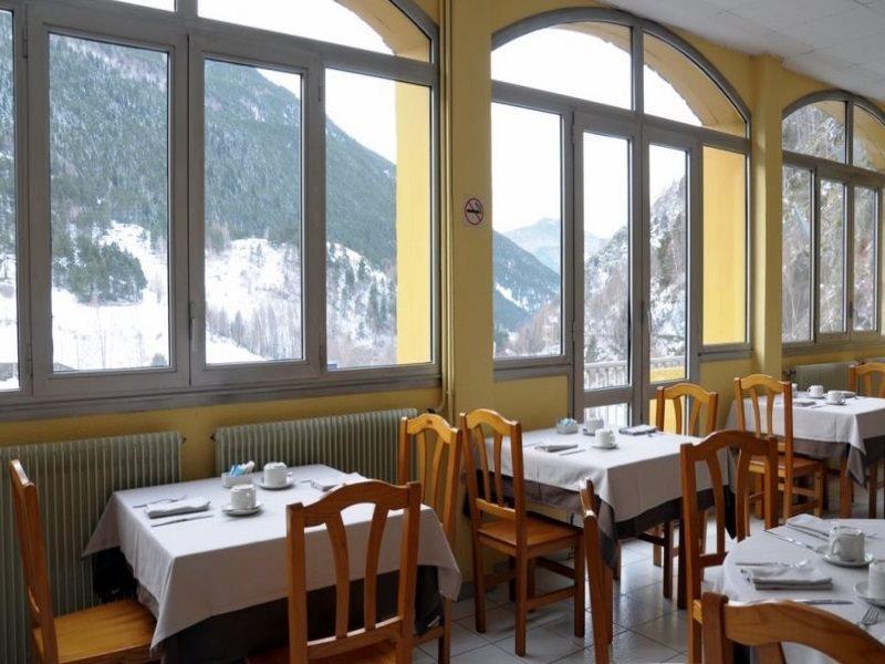 Hotel Les Terres LʼAldosa Kültér fotó