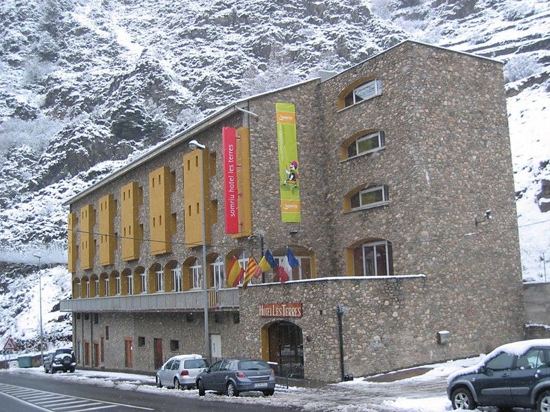 Hotel Les Terres LʼAldosa Kültér fotó