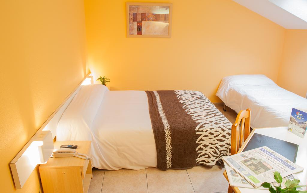 Hotel Les Terres LʼAldosa Kültér fotó